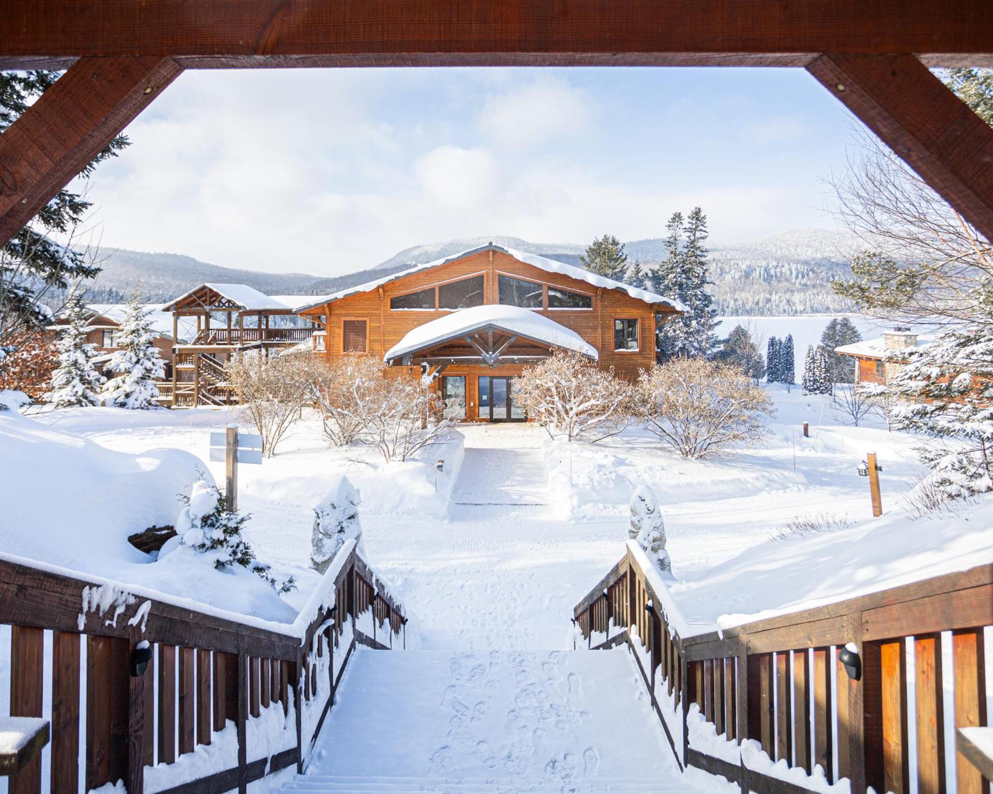 Hotel Le Grand R Saint-Donat-de-Montcalm Exterior foto