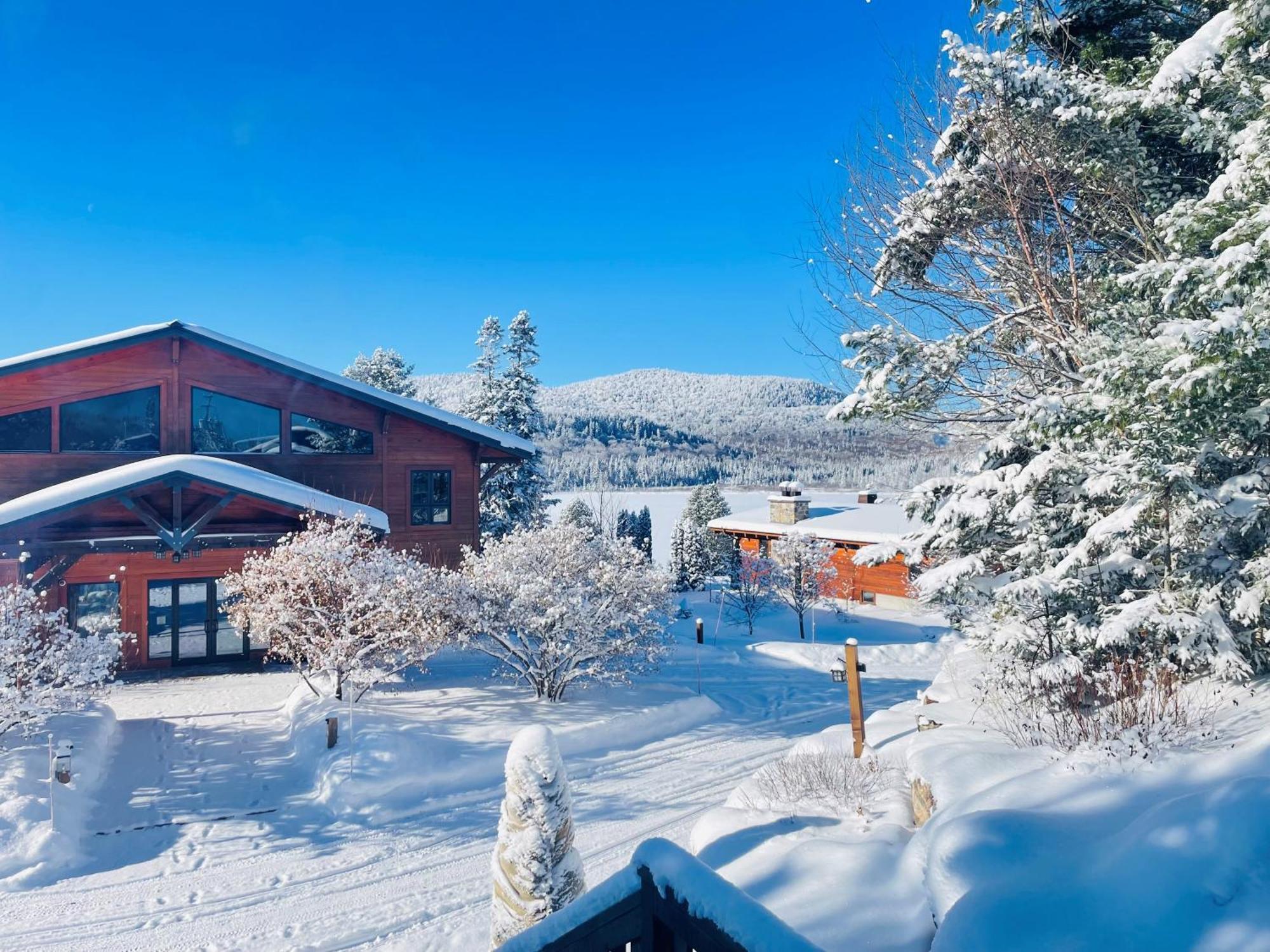 Hotel Le Grand R Saint-Donat-de-Montcalm Exterior foto